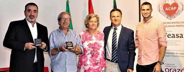 Entrega medallas feasan